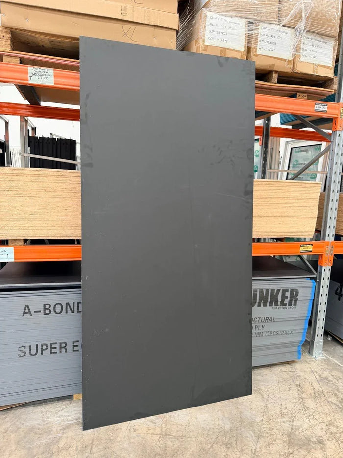 Film Face Plywood - Non Structural Formply sheet with black phenolic finish
