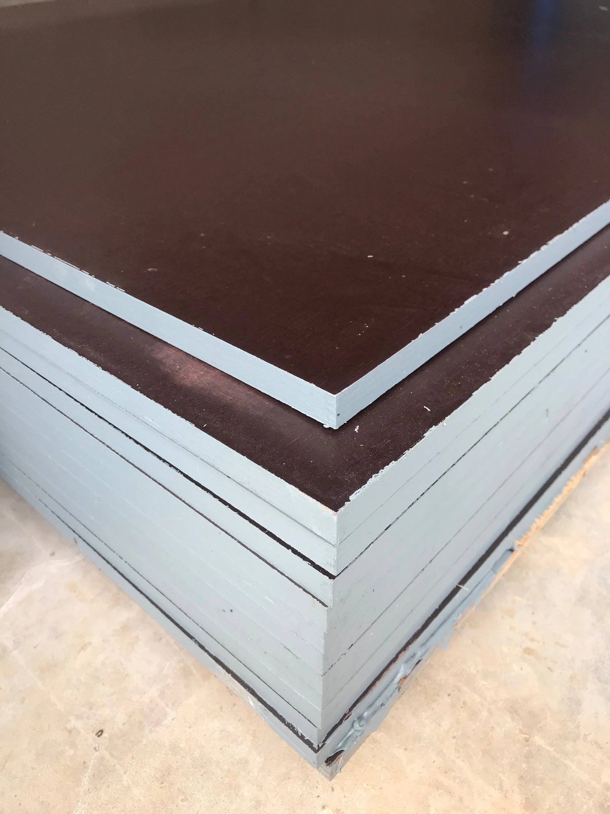 Close-up of Formply's smooth resin-coated formwork face